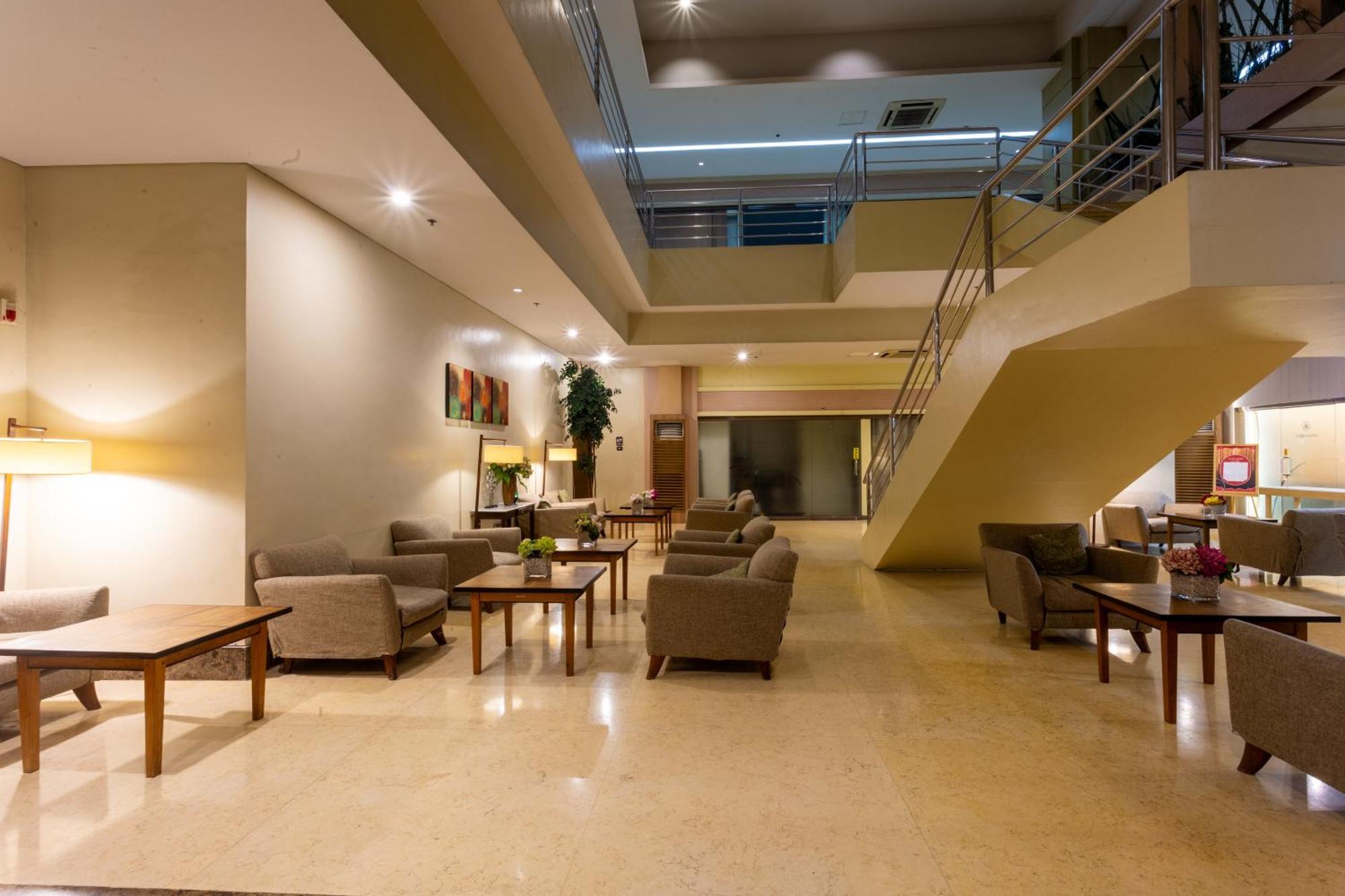 La Breza Hotel Quezon City Εξωτερικό φωτογραφία