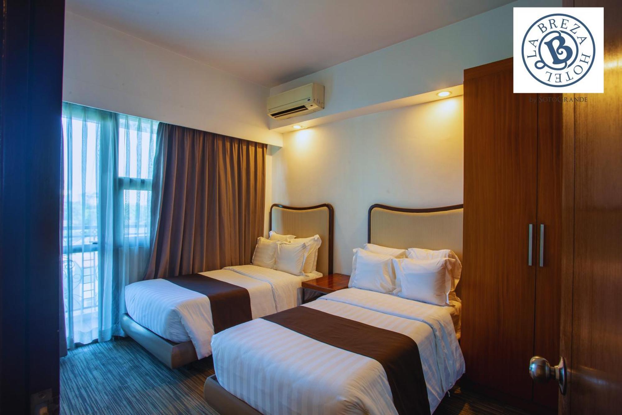 La Breza Hotel Quezon City Εξωτερικό φωτογραφία