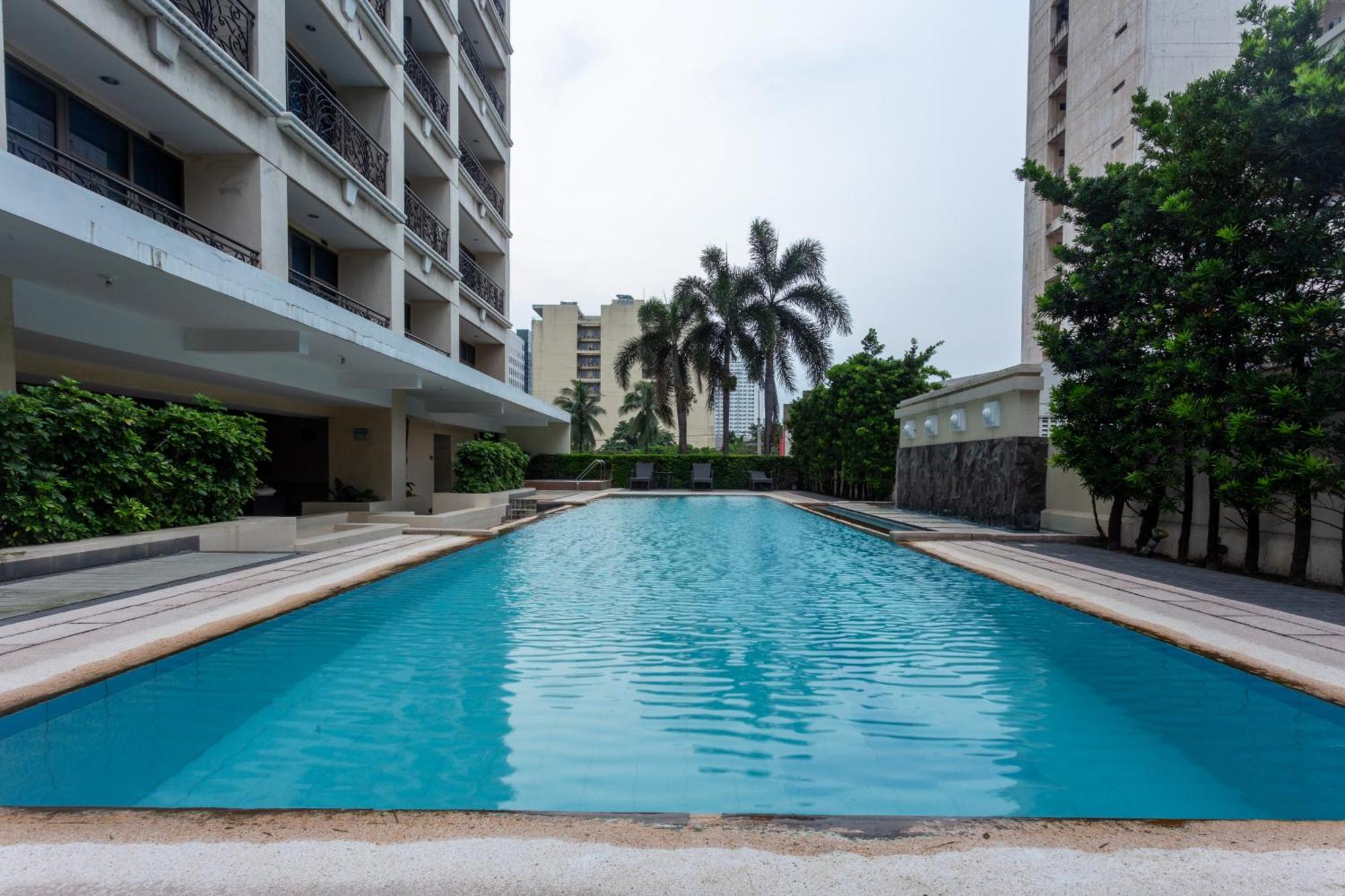 La Breza Hotel Quezon City Εξωτερικό φωτογραφία
